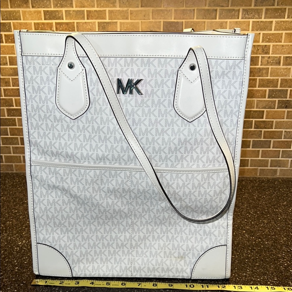 Michael Kors White Tote Bag